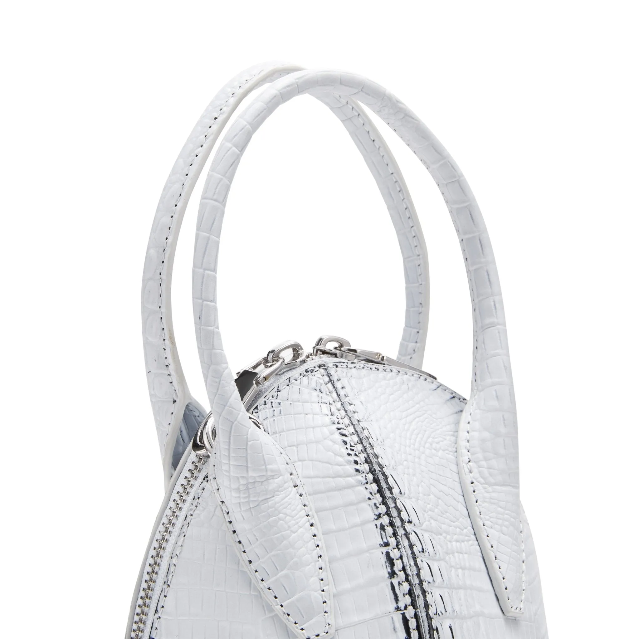 3D Split Chain Egg Bag in White