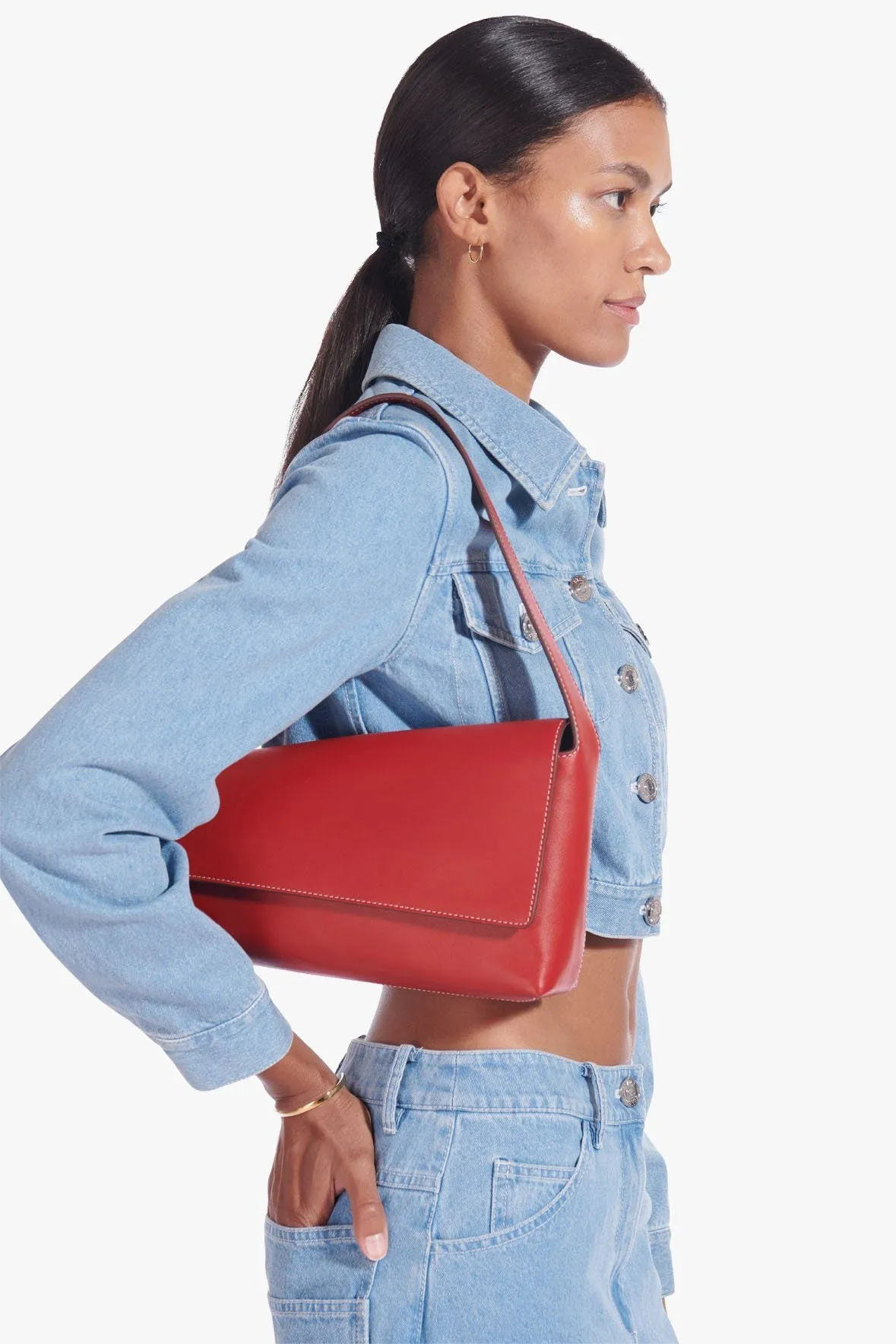 ACUTE SHOULDER BAG | SCARLET
