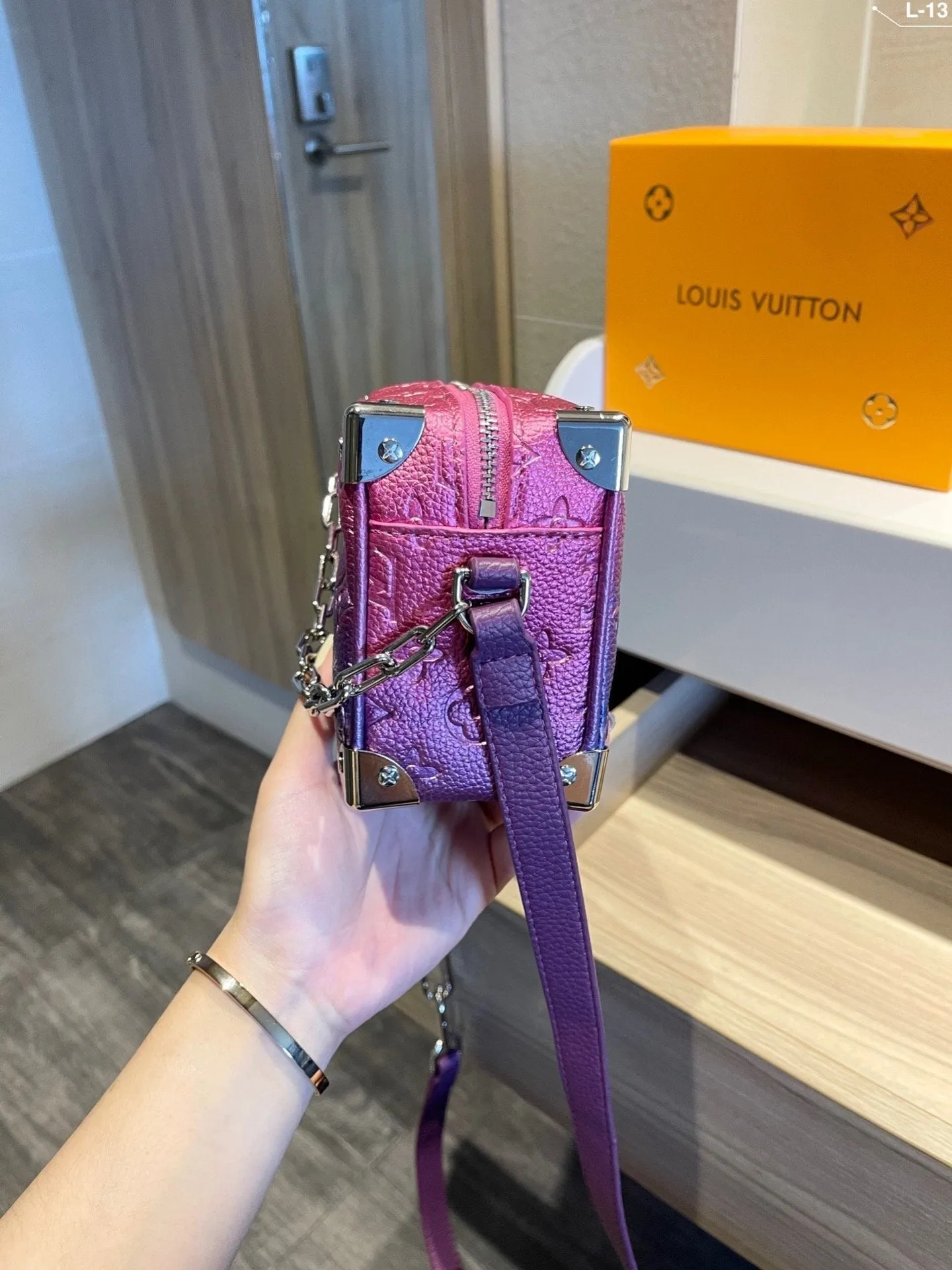 Designer Handbags LN 486