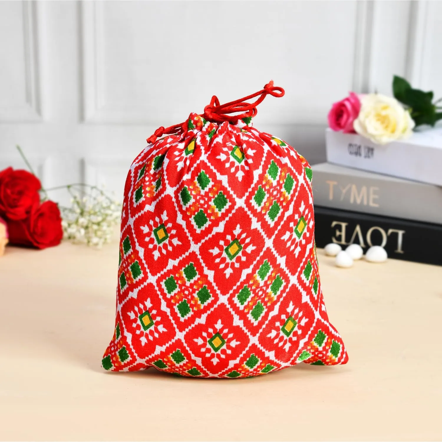 Kuber Industries Potli | Silk Wedding Potli | Drawstring Closure Potli | Wallet Potli | Christmas Gift Potli | Baby Shower Potli | Medium-Patola-Print Potli | 7x9 Inch | Pack of 4 | Red