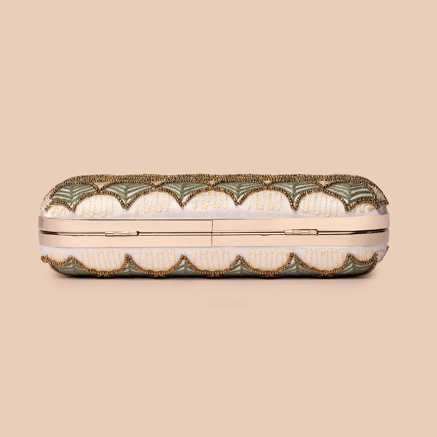Munnar Regal Clutch