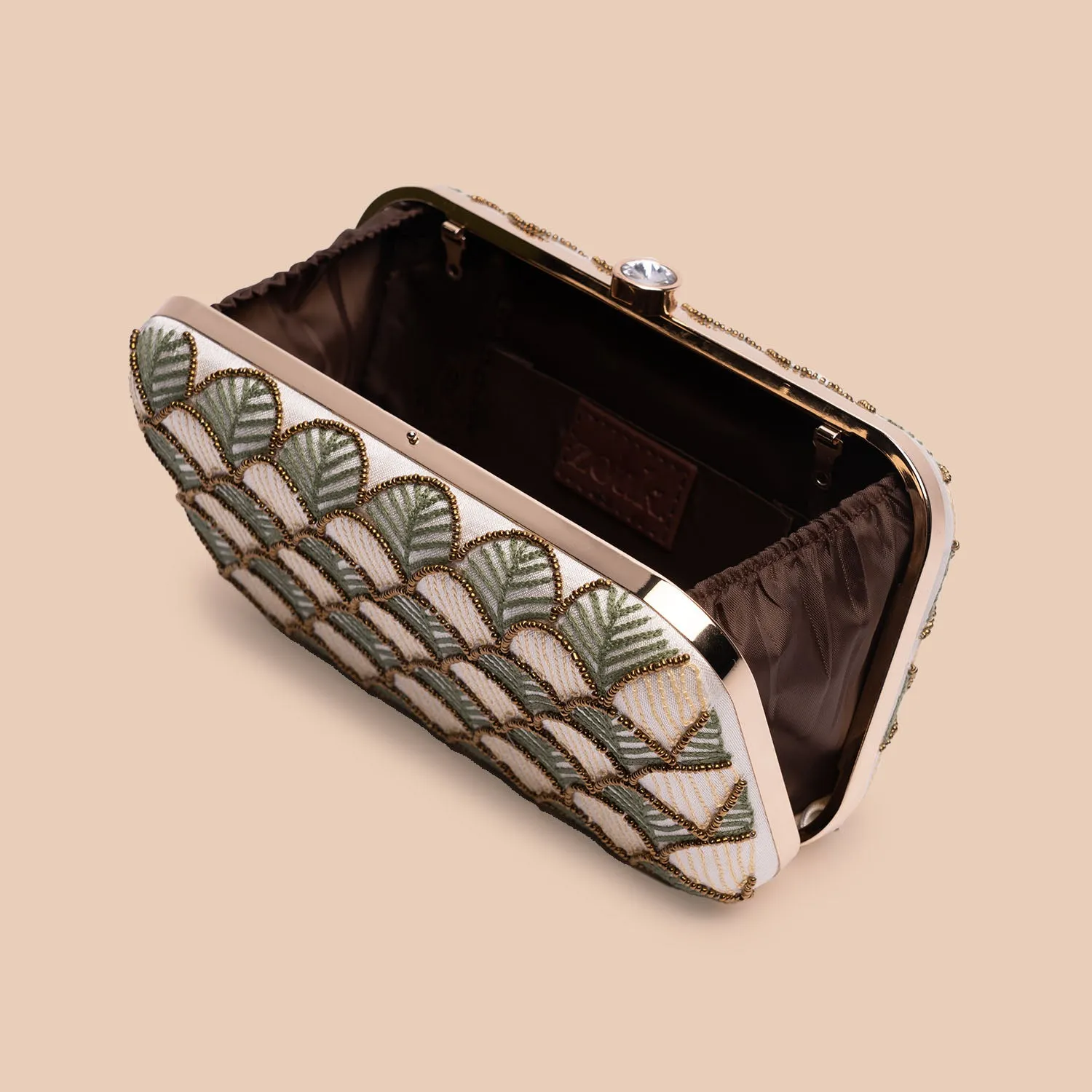 Munnar Regal Clutch