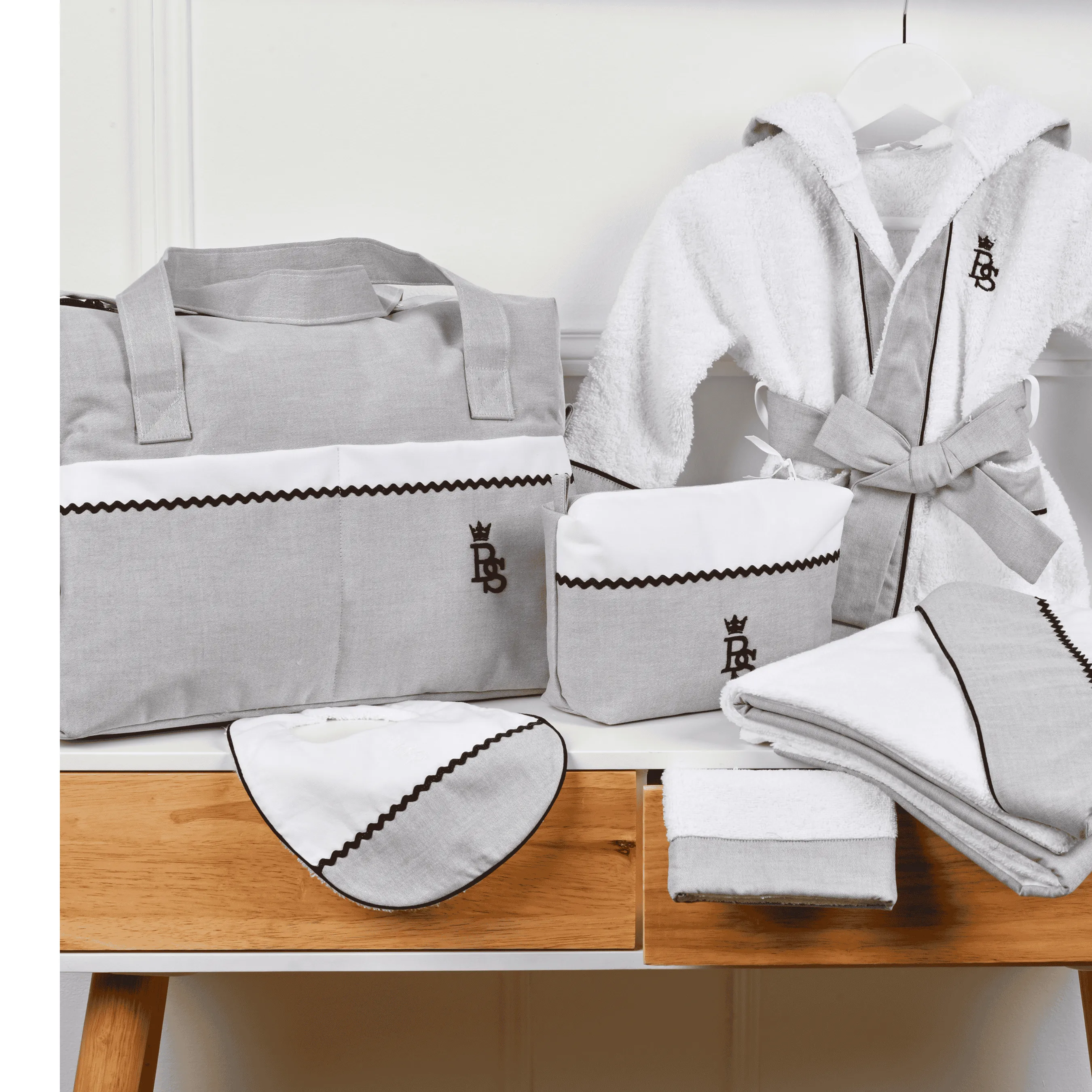 PETIT MARIN | Boys Grey Changing Bag (55cm)