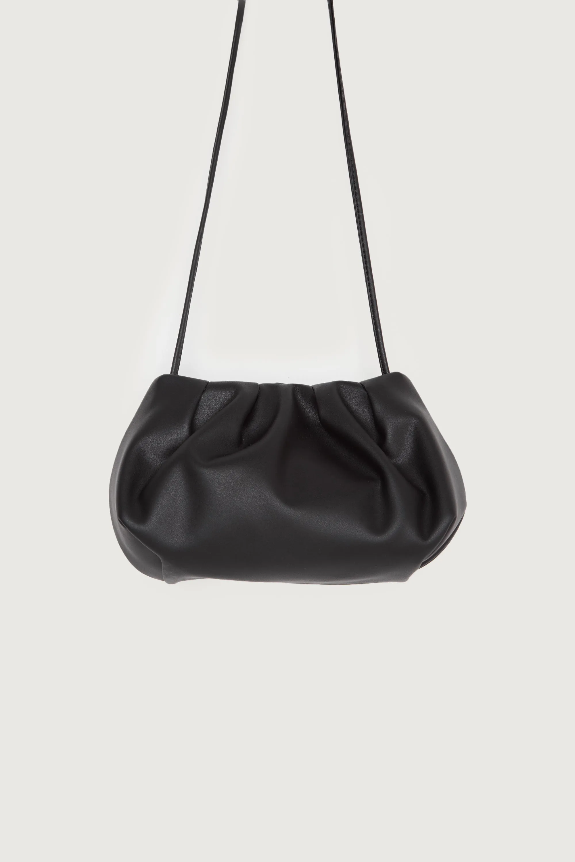 SCRUNCH TOP CLUTCH