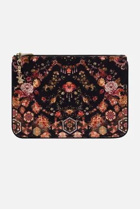 SMALL CANVAS CLUTCH STITCHED IN TIME