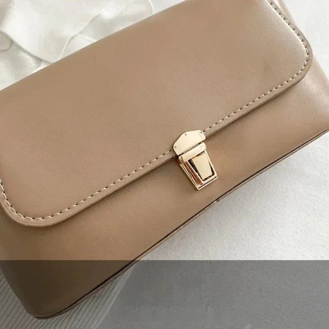 Uniwim Calista Underarm Retro Bag
