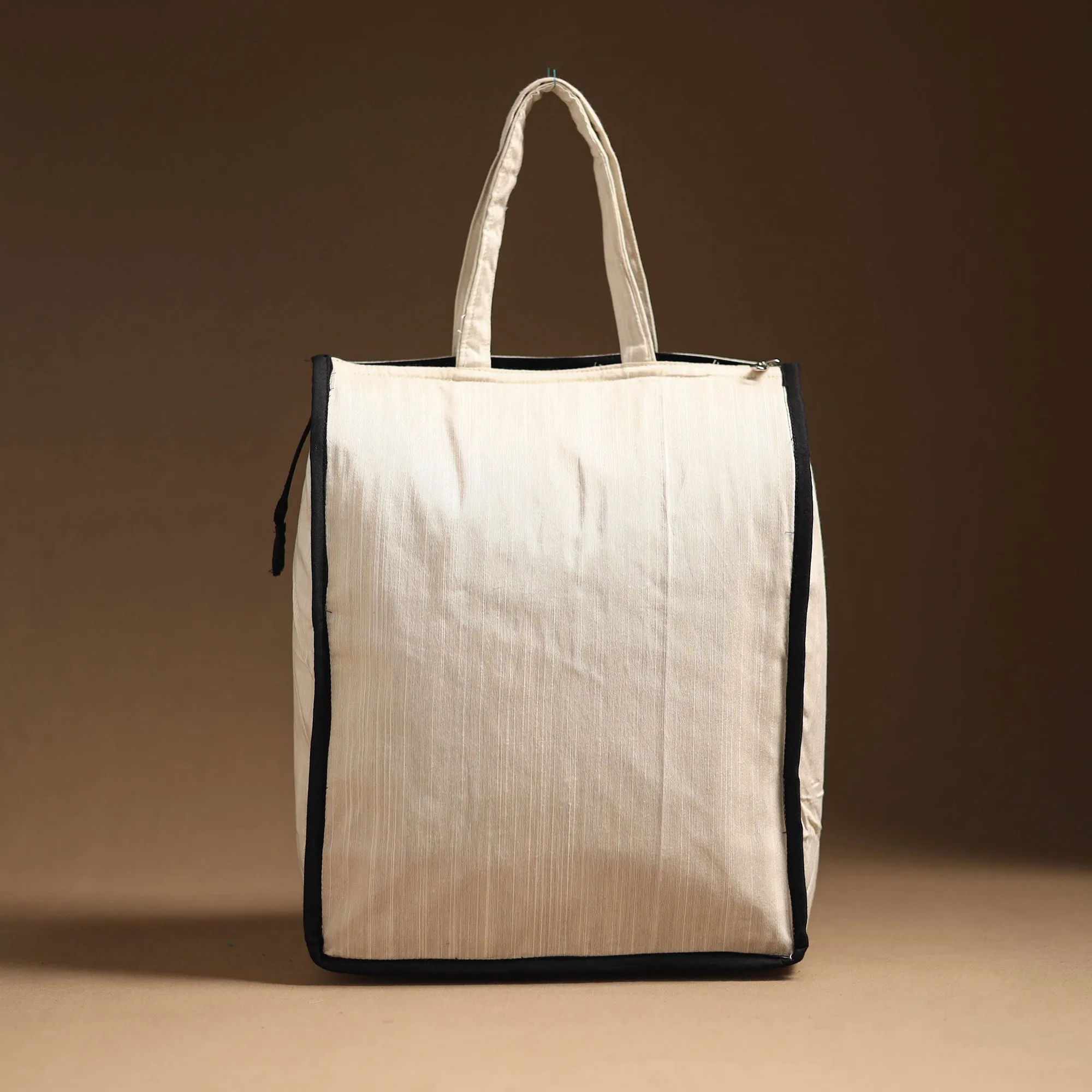 White - Handcrafted Cotton Shopping Bag 25